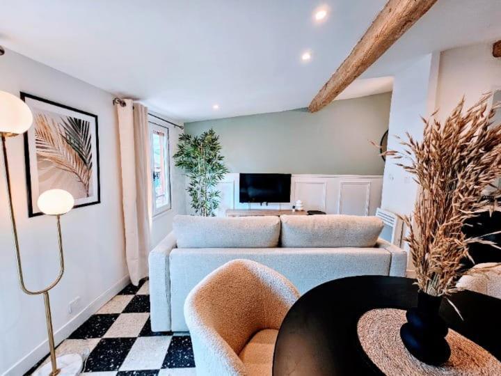 4 Couchages Elegant Au Coeur Du Vieux ニース エクステリア 写真